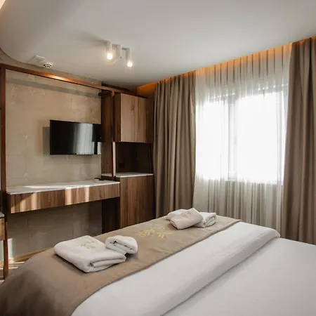 Hotel Flaer 4*