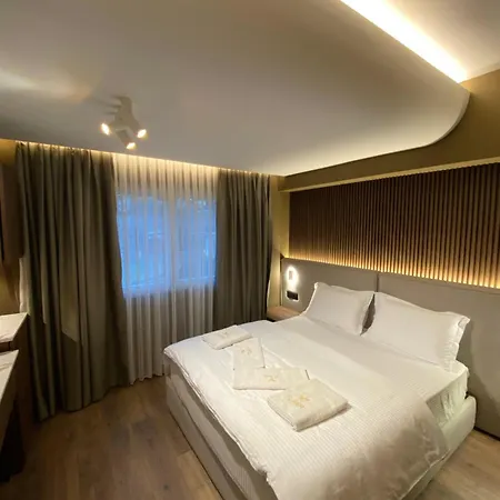 Flaer 4* Shkoder
