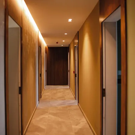 Flaer Otel 4*