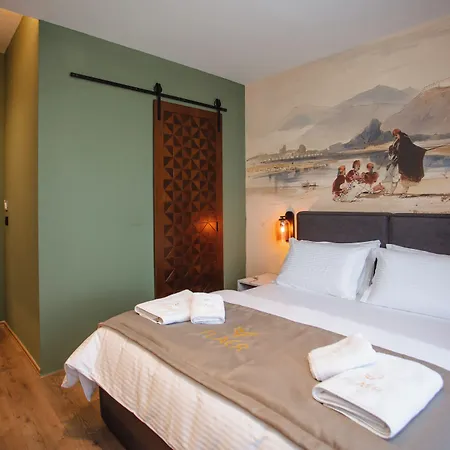 Otel Flaer 4*